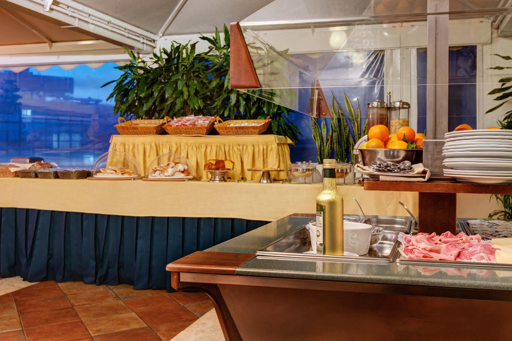 Hotel Villa Morgagni Rome Luaran gambar
