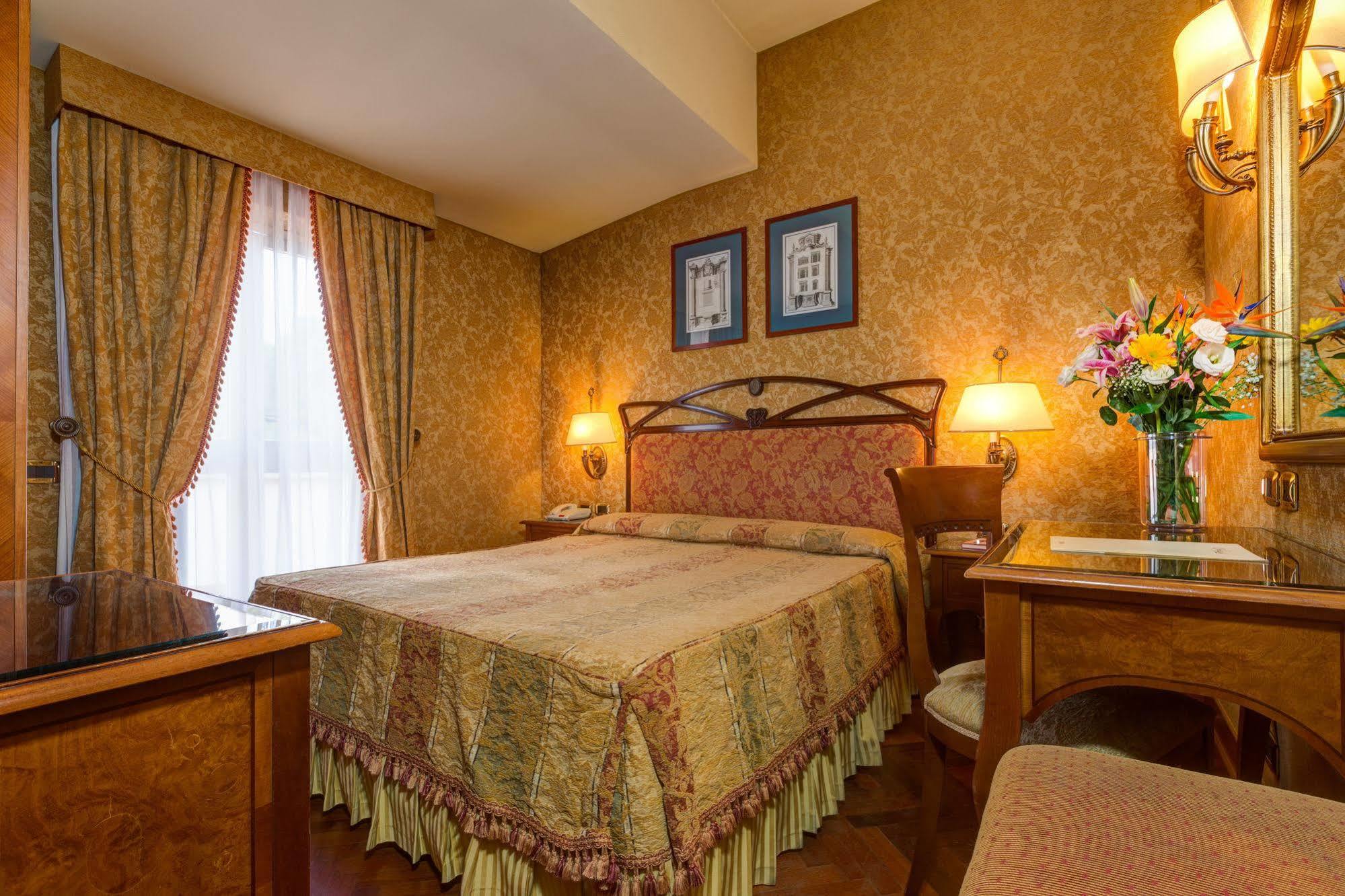 Hotel Villa Morgagni Rome Luaran gambar